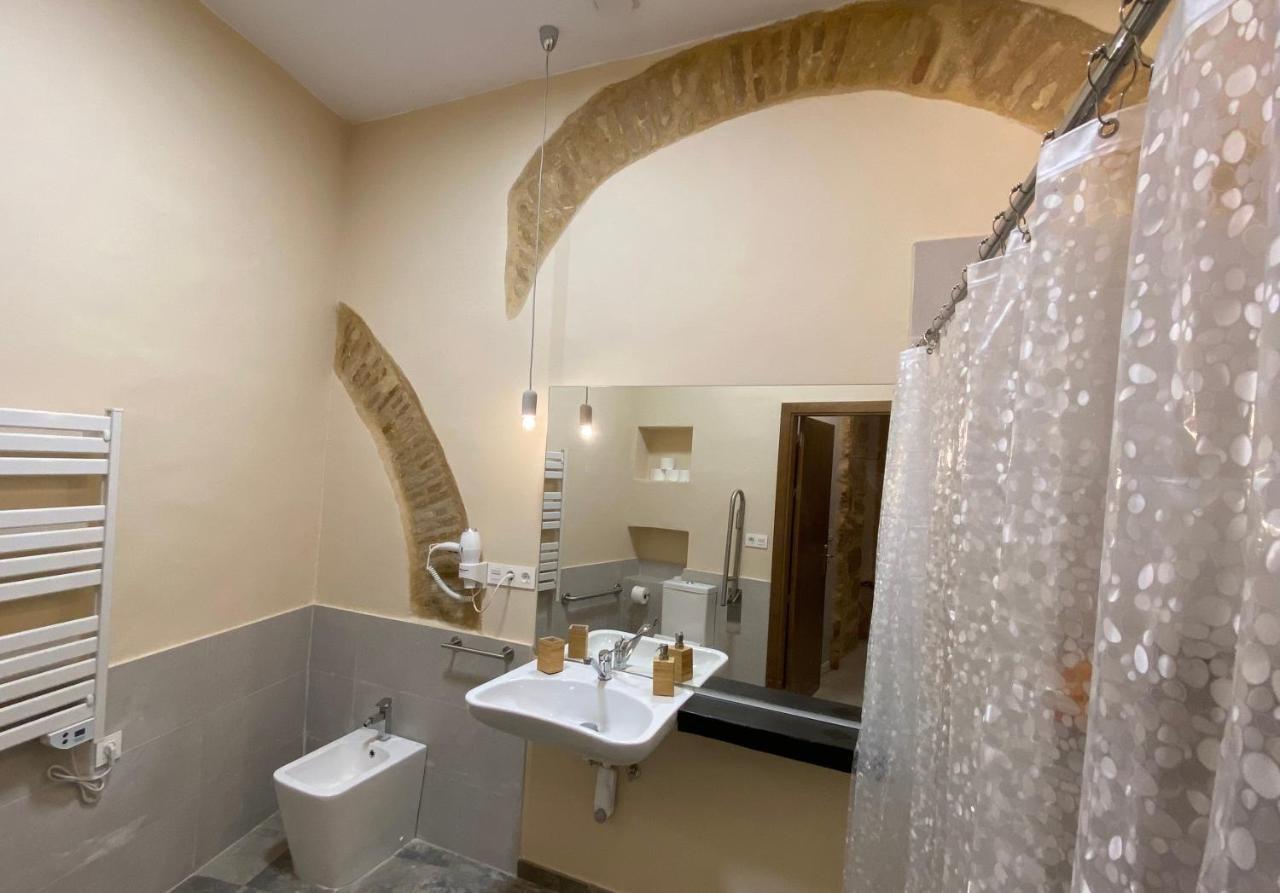 GADEIRAS SUITES - Apartamentos Turísticos de 2 llaves Cádiz Exterior foto