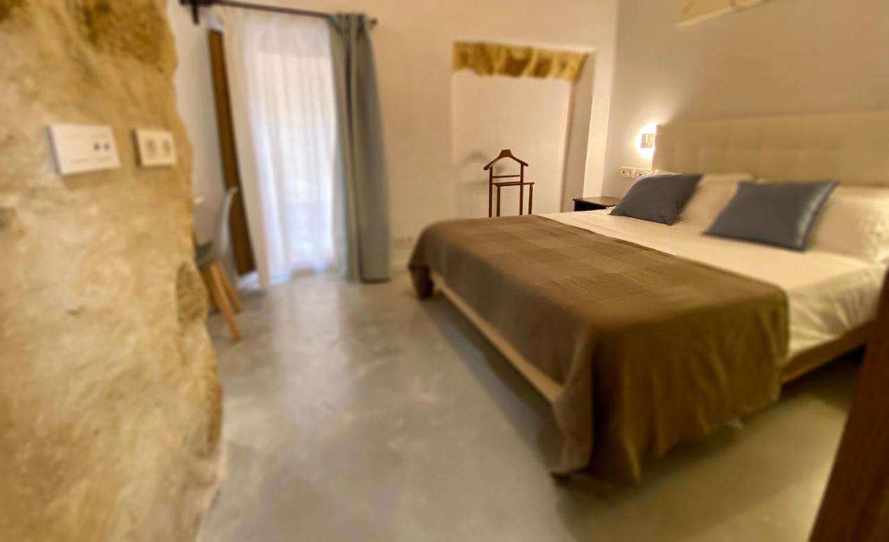 GADEIRAS SUITES - Apartamentos Turísticos de 2 llaves Cádiz Exterior foto